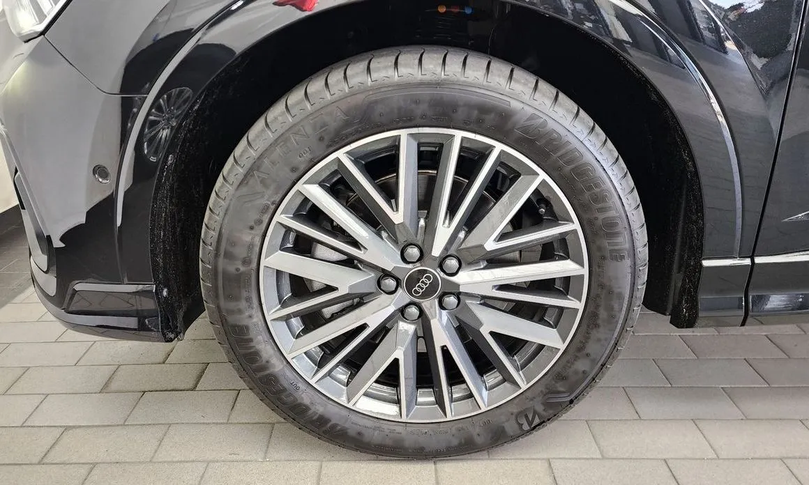 Audi Q3 2025 из KR, фото 7