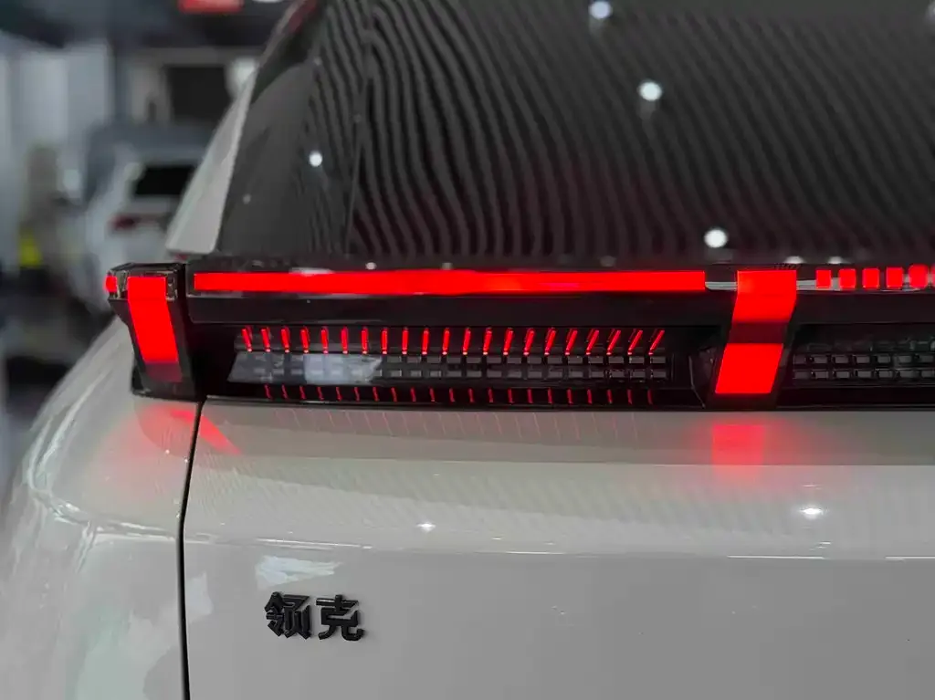 Lynk & Co Z20 2025 из CN, фото 2