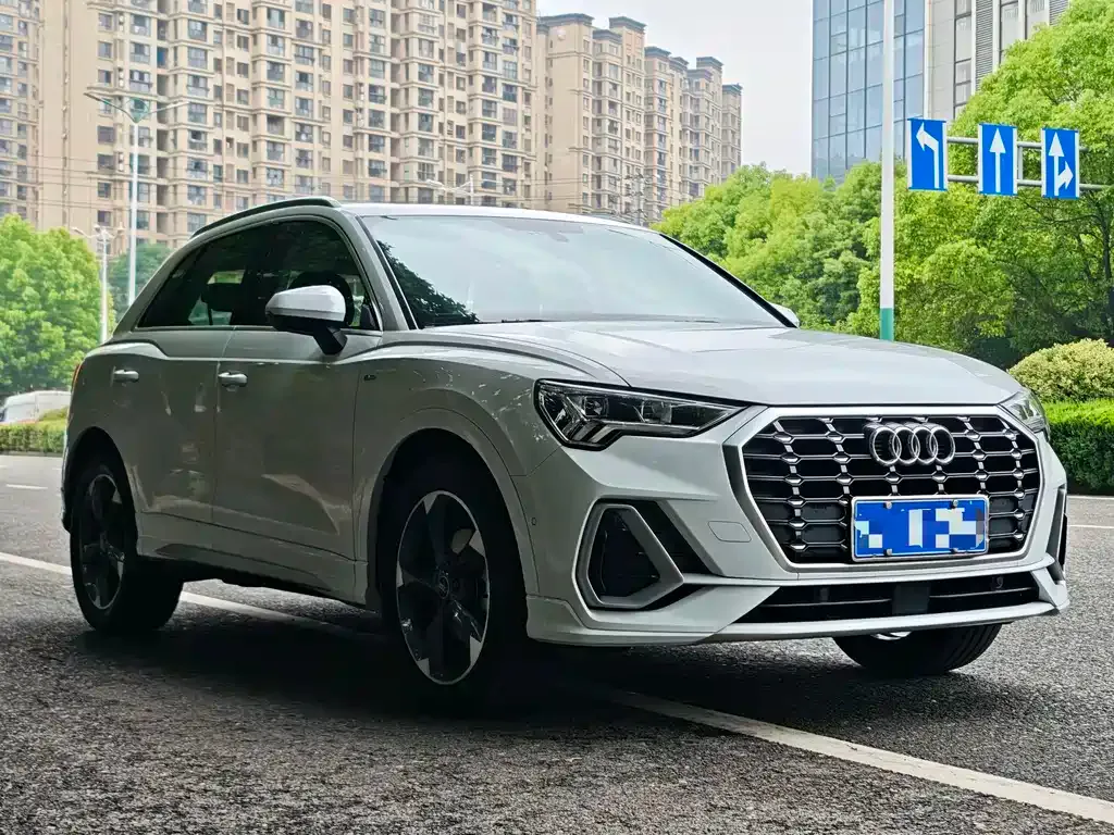 Audi Q3 2021 из CN, фото 7