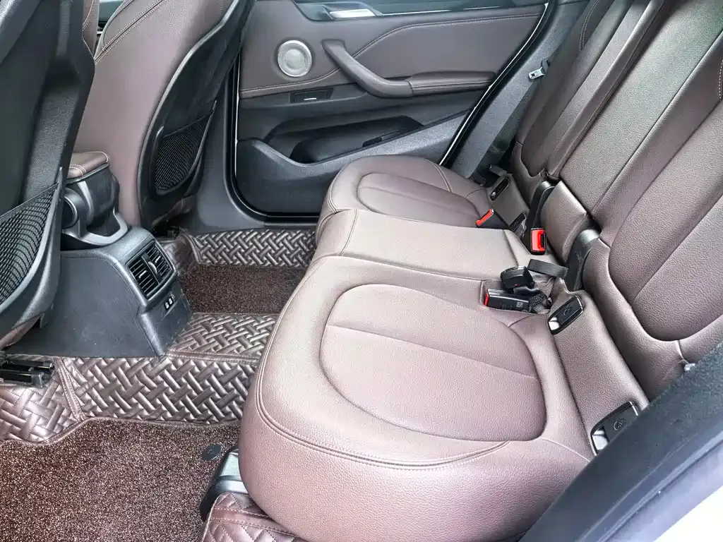 BMW X1 2021 из CN, фото 5