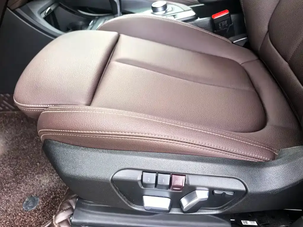 BMW X1 2021 из CN, фото 4