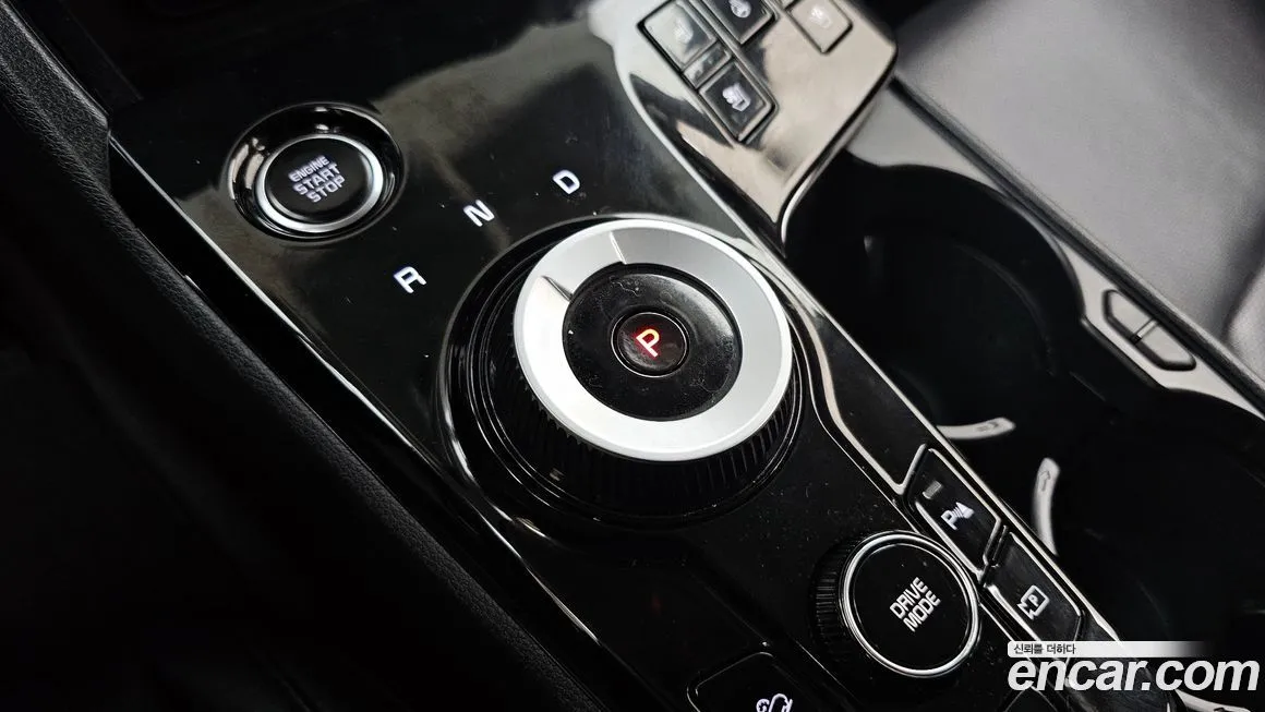 Kia Sportage — фото 8