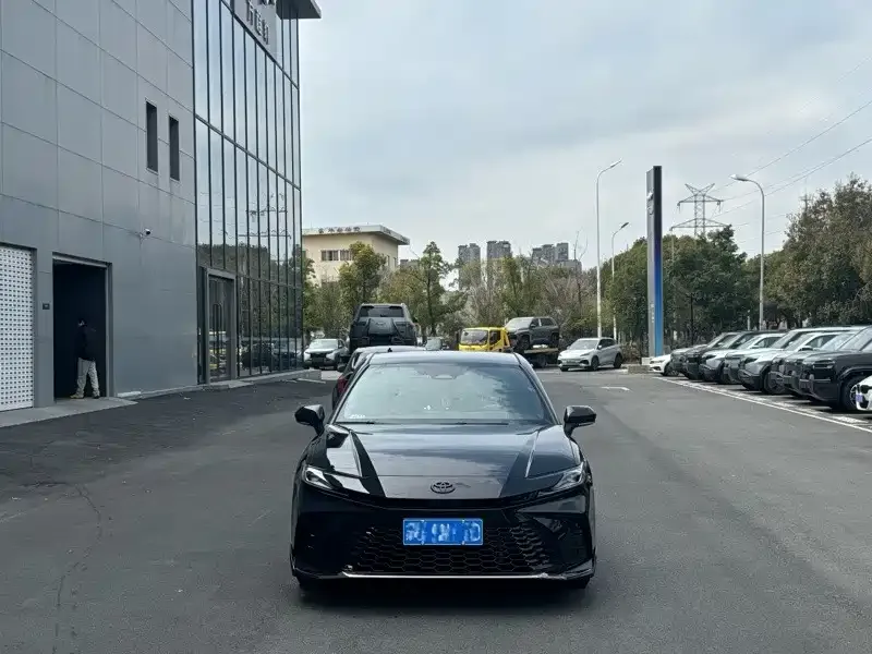 Toyota Camry 2024 из CN, фото 9