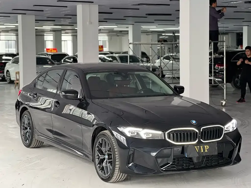 BMW 3 Series 2024 из CN, фото 1
