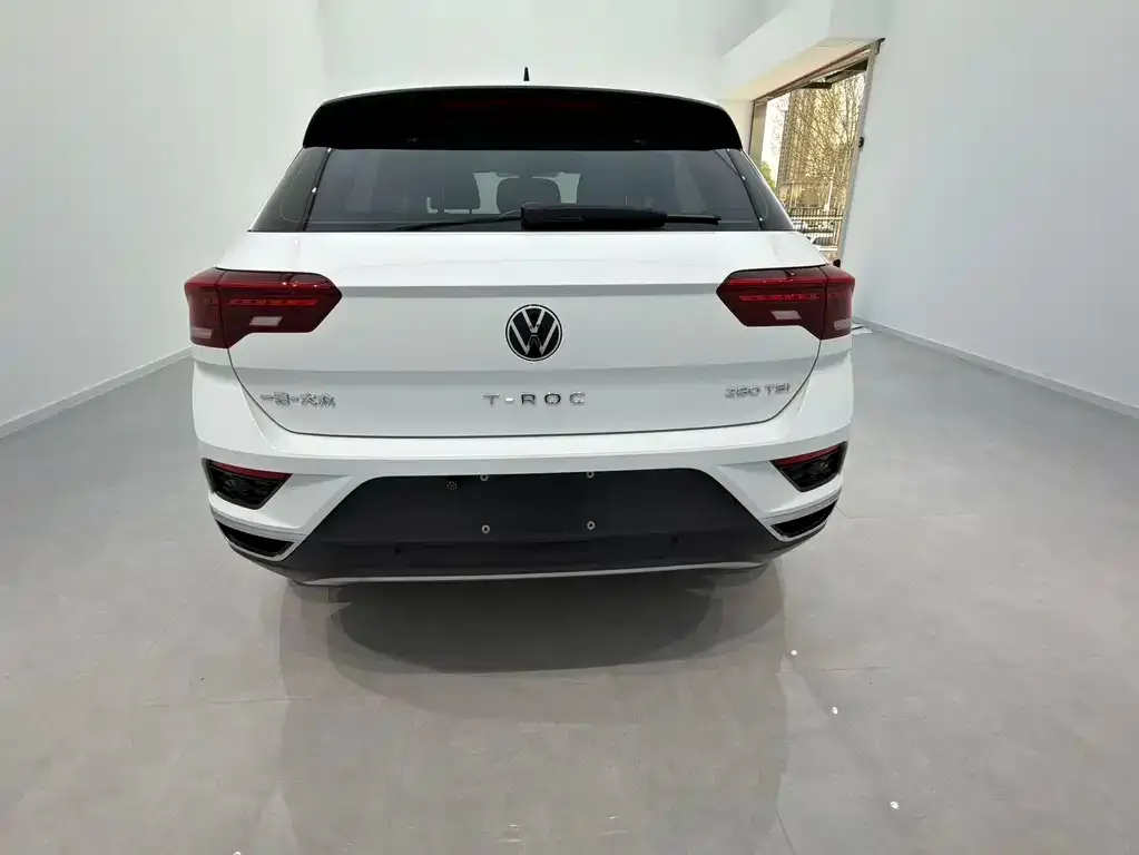 Volkswagen T-Roc — фото 4