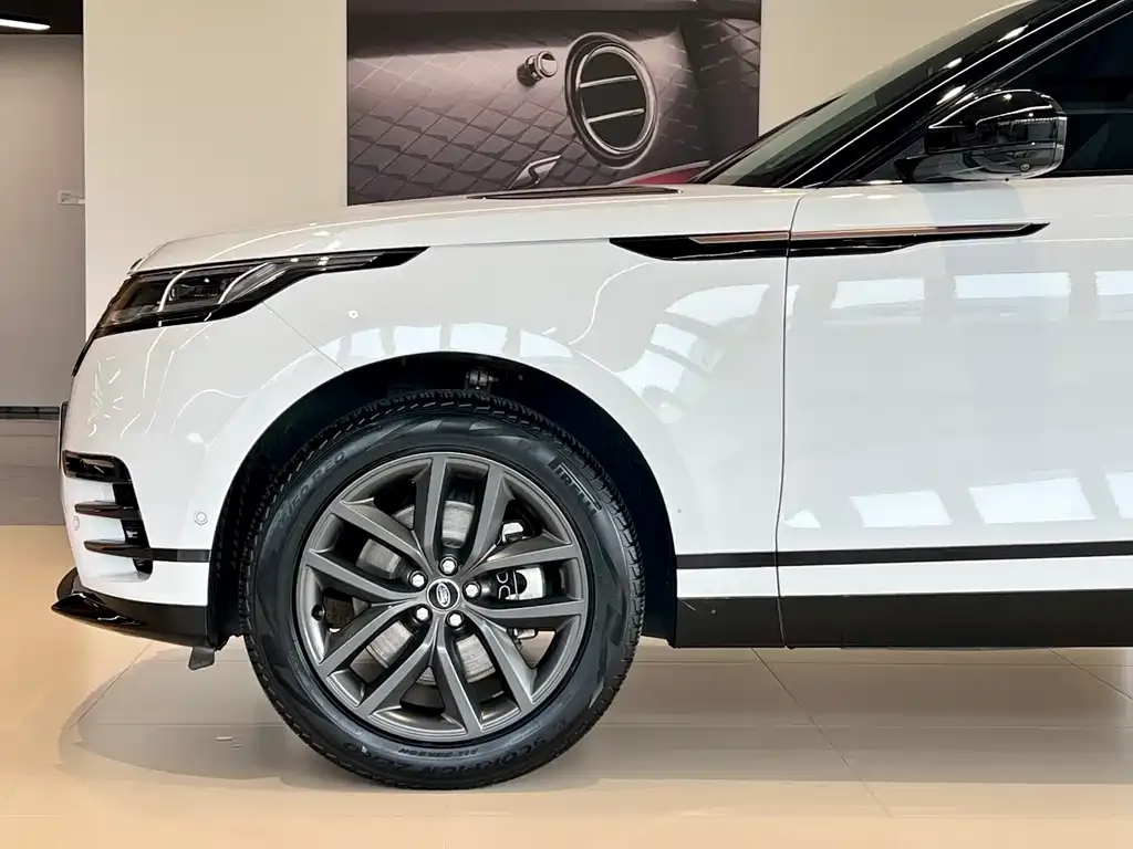Land Rover Velar — фото 7