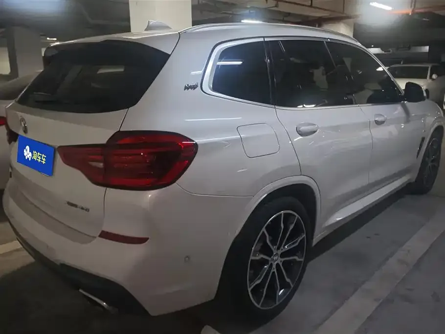BMW X3 — фото 10