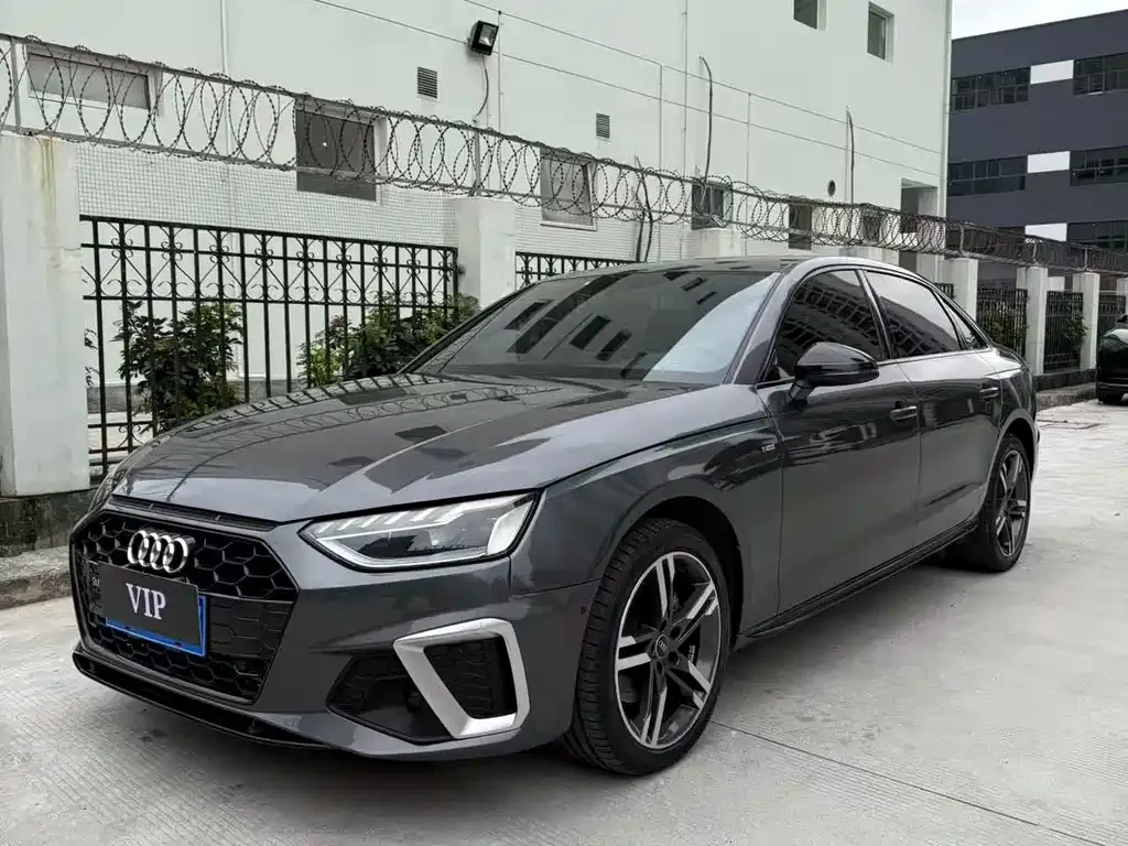 Audi A4L 2023 из CN, фото 9