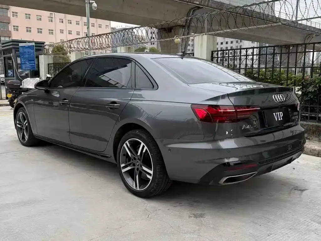 Audi A4L 2023 из CN, фото 5