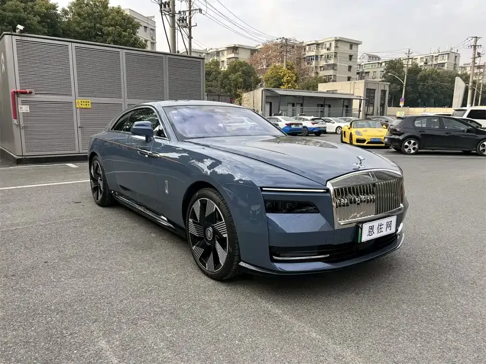 Rolls-Royce Phantom 2024 из CN, фото 8