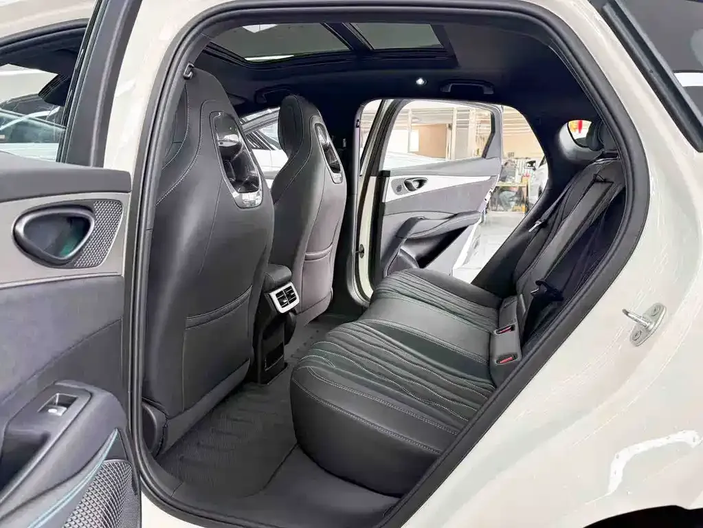 BYD Seal 06 — фото 8