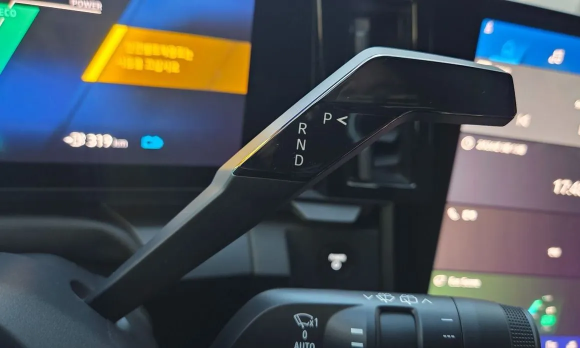 Renault Korea (Samsung) Scenic 2026 из KR, фото 2