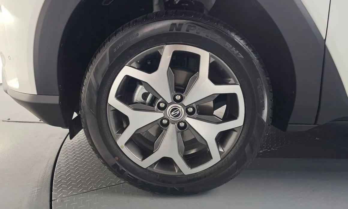 KG Mobility (Ssangyong) Torres — фото 3