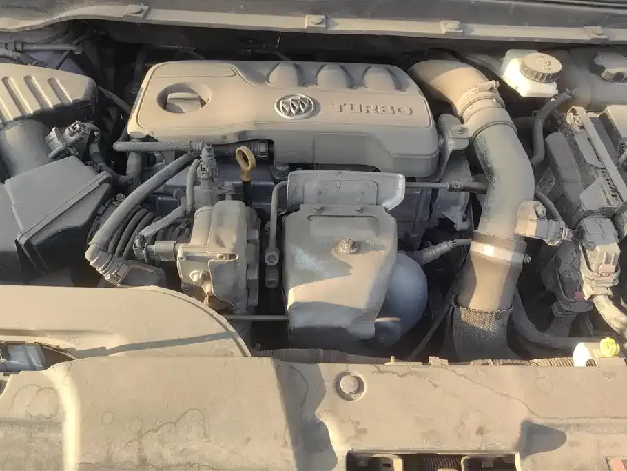 Buick GL6 2023 из CN, фото 10