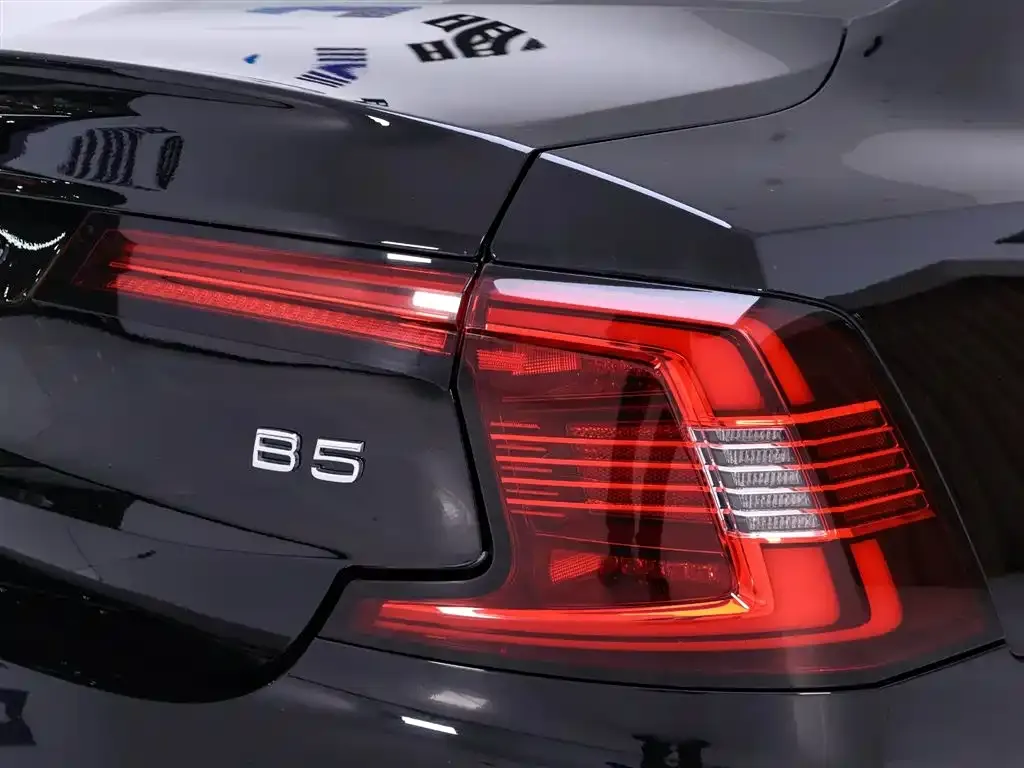 Volvo S90 2022 из CN, фото 5
