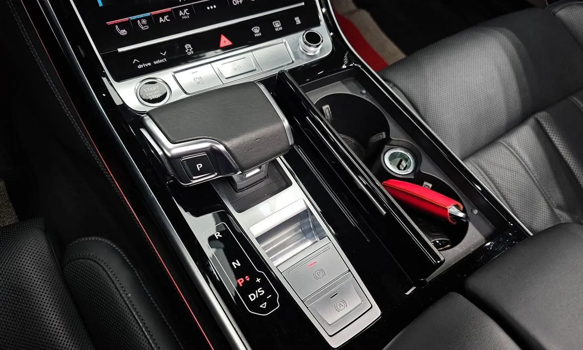 Audi A8 2021 из KR, фото 4