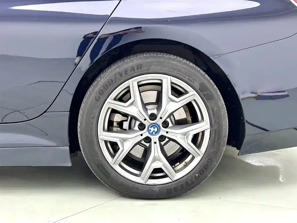 BMW i3 — фото 9