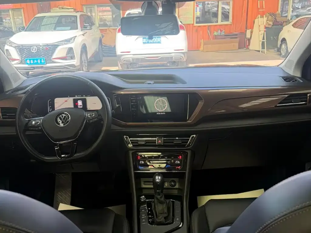 Volkswagen Tharu 2022 из CN, фото 3