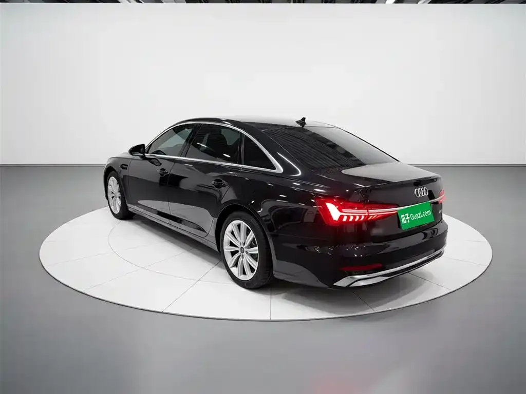 Audi A6L — фото 5