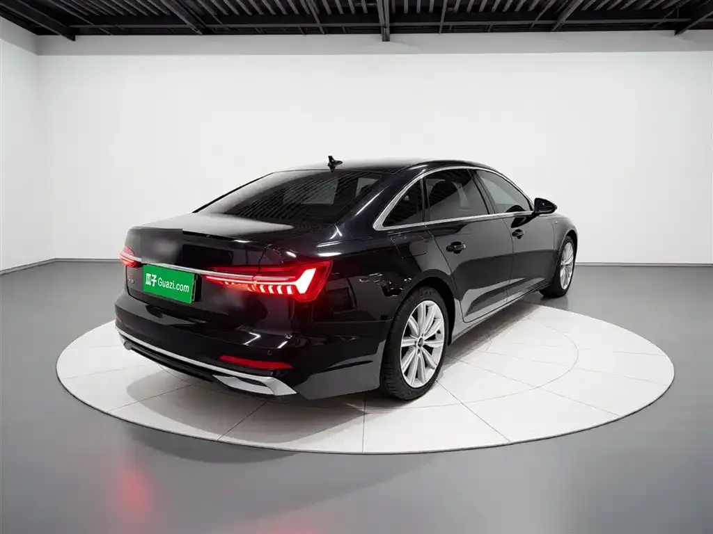 Audi A6L — фото 4