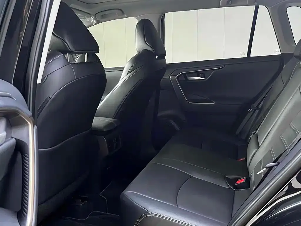 Toyota Wildlander 2025 из CN, фото 9