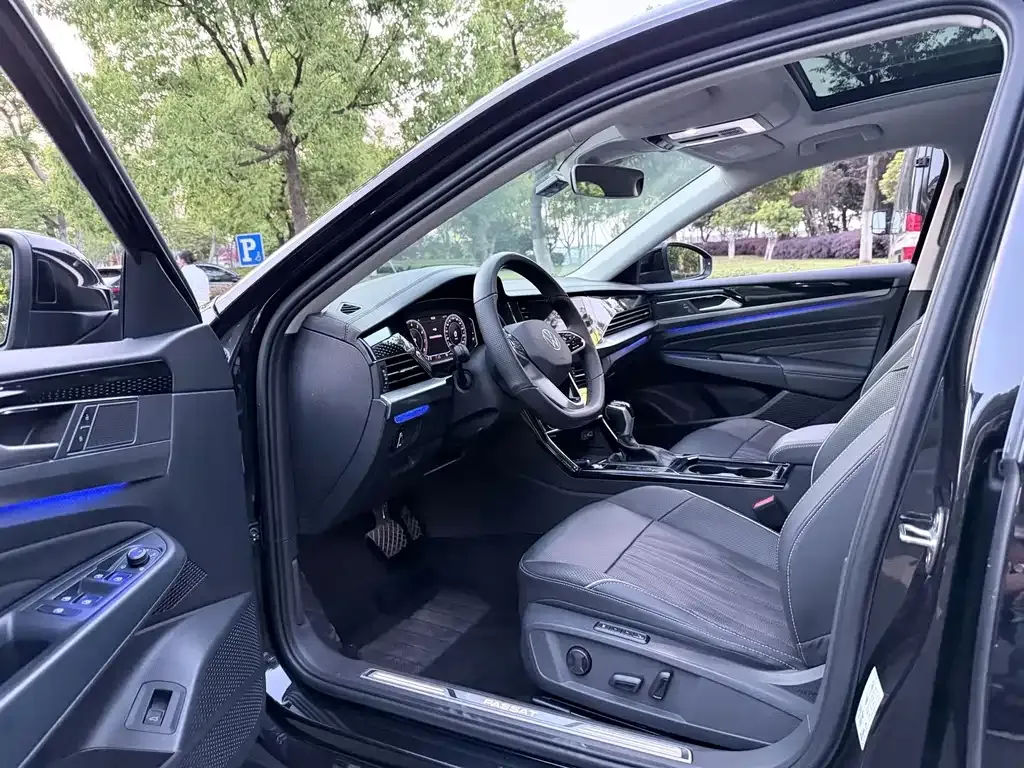 Volkswagen Passat — фото 7