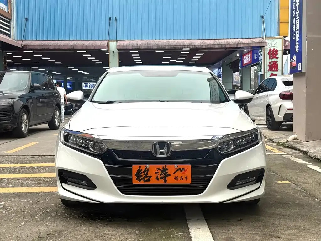 Honda Accord — фото 2