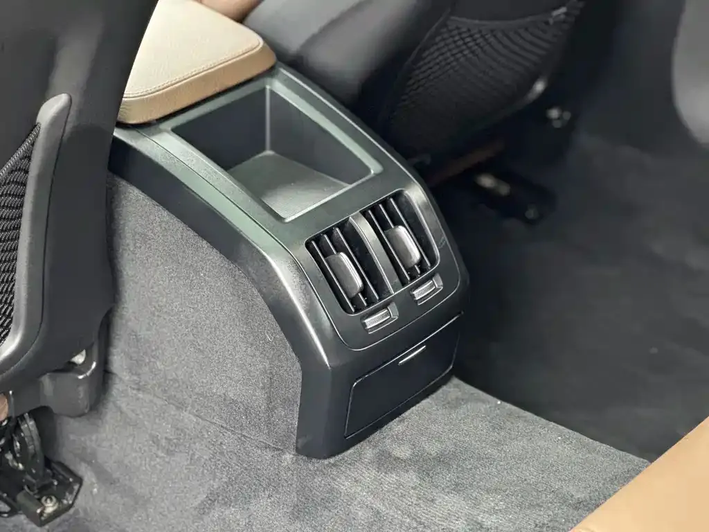Volvo S90 2021 из CN, фото 6