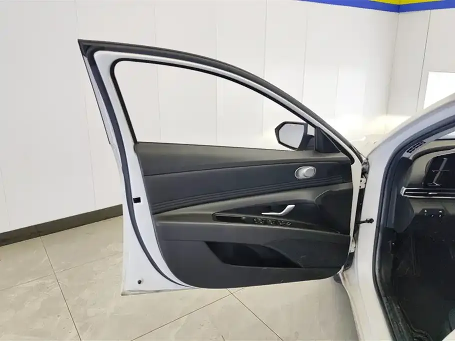 Hyundai Elantra 2021 из CN, фото 6