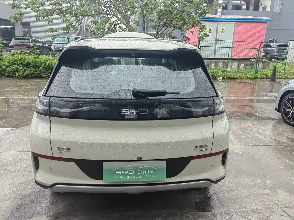 BYD Hiace 05 EV — фото 10