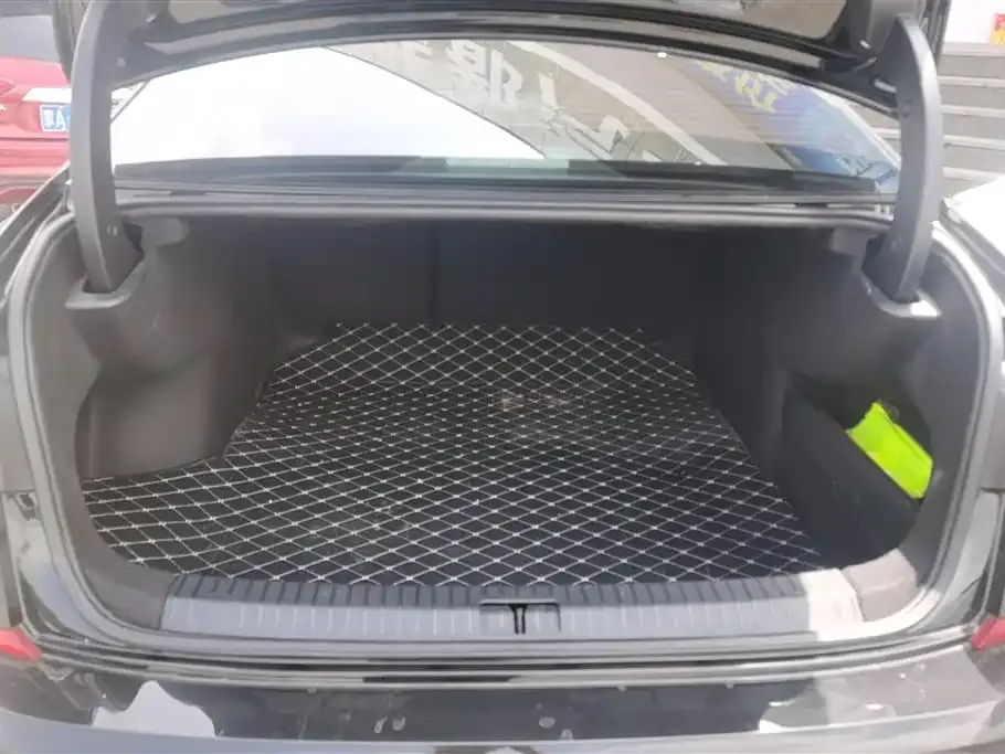 Volkswagen Passat — фото 8