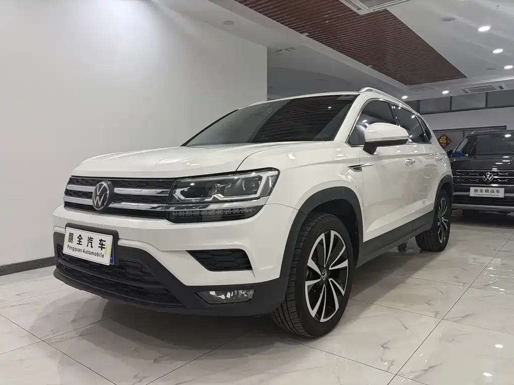 Volkswagen Tharu — фото 1