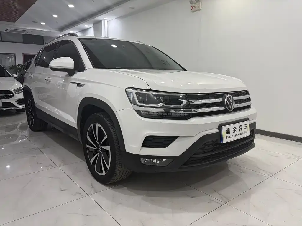 Volkswagen Tharu — фото 5