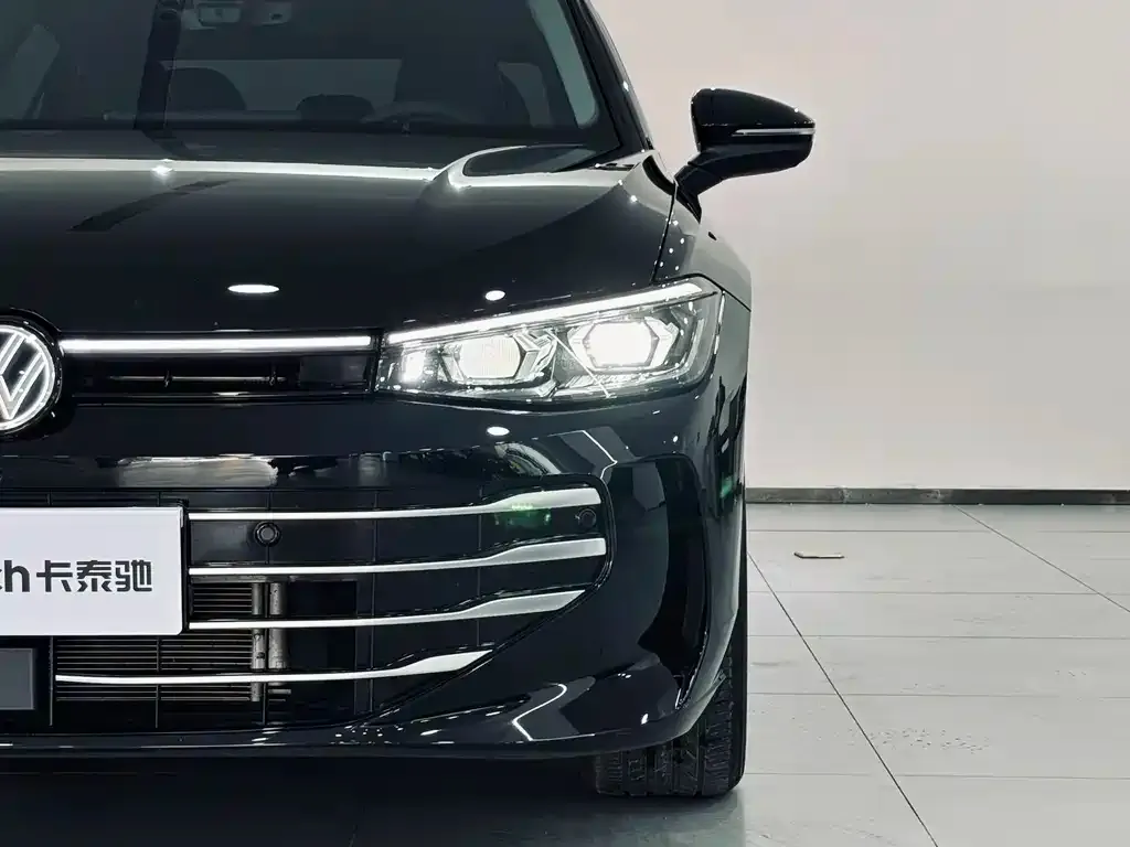 Volkswagen Passat — фото 5