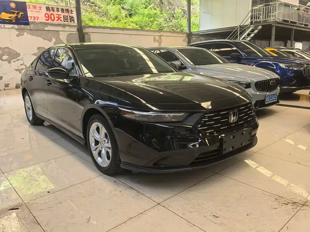 Honda Accord — фото 6