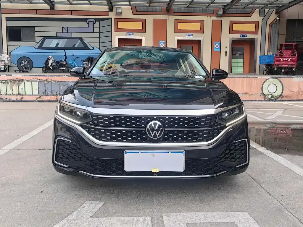 Volkswagen Passat — фото 7