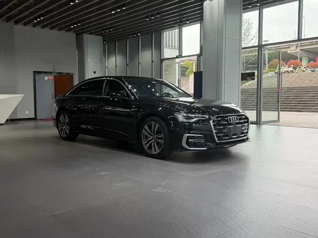 Audi A6L — фото 5