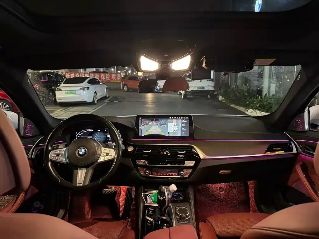 BMW 5 Series — фото 4