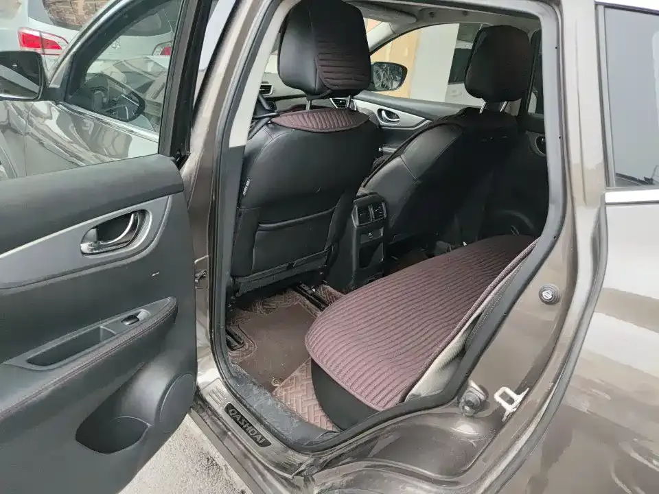Nissan Qashqai — фото 4