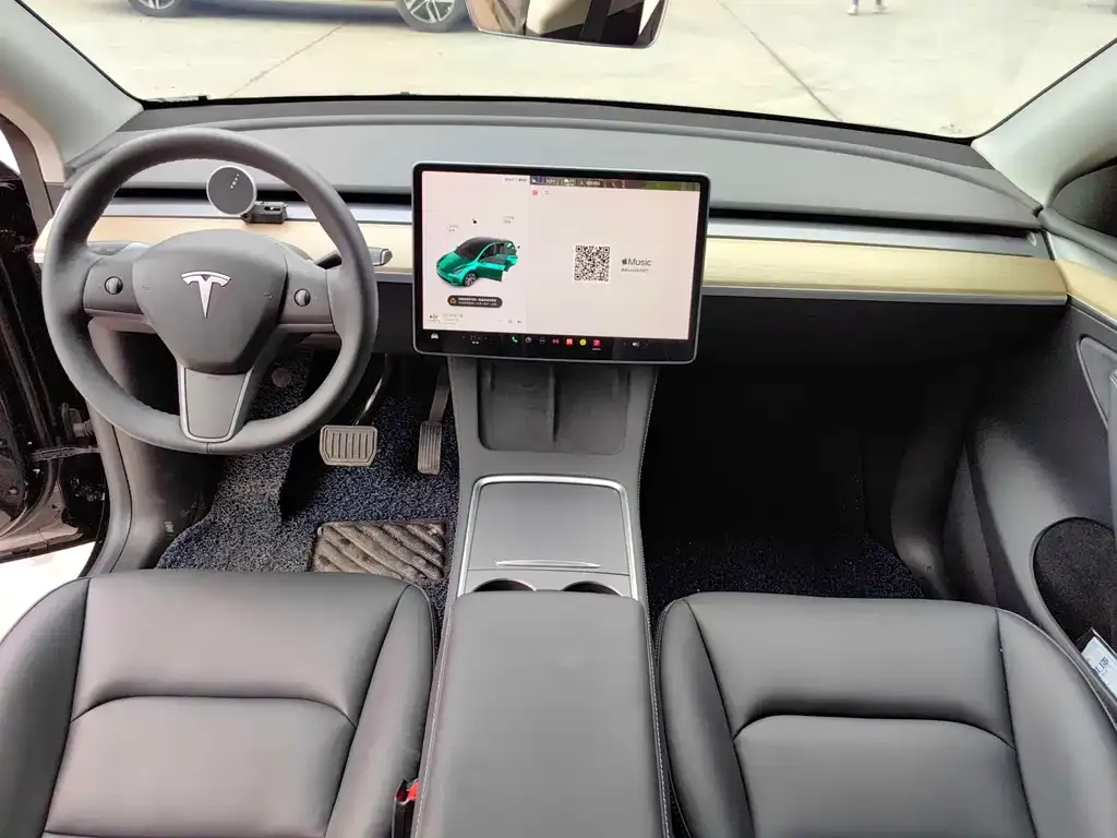 Tesla Model Y 2023 из CN, фото 2