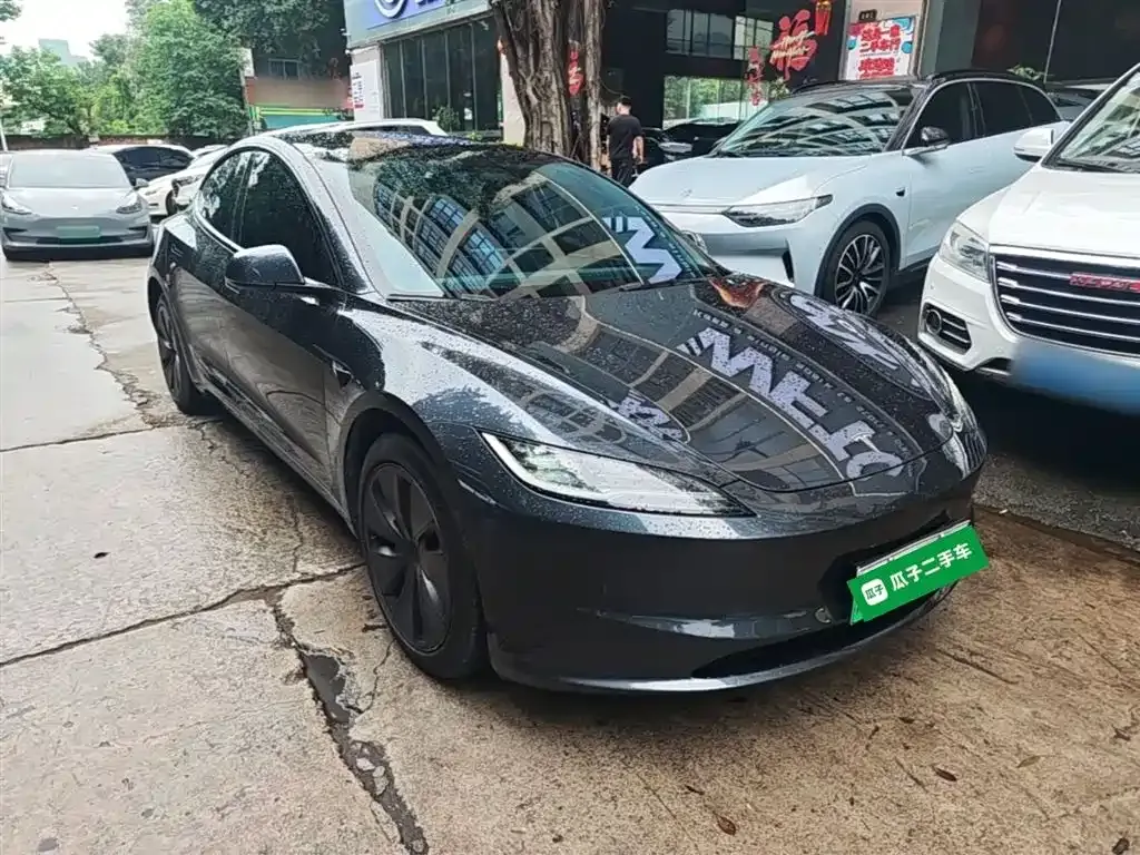 Tesla Model 3 — фото 7