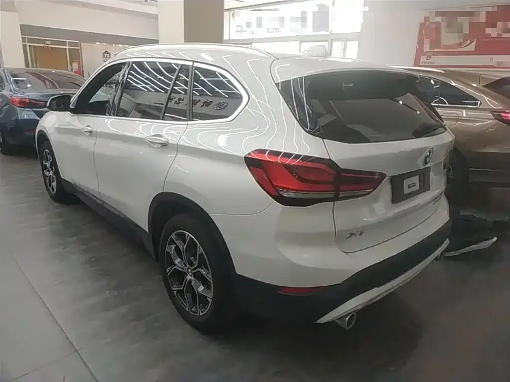 BMW X1 — фото 3