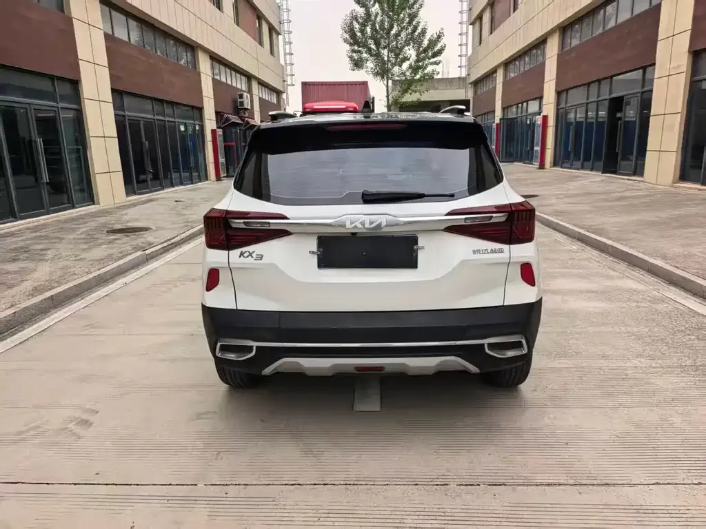 Kia KX3 2022 из CN, фото 7