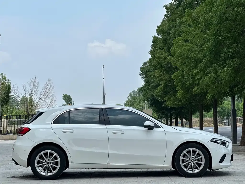 Mercedes-Benz A-Class (Import) 2022 из CN, фото 8