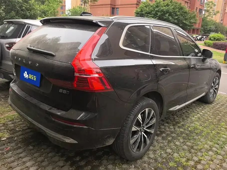 Volvo XC60 — фото 4