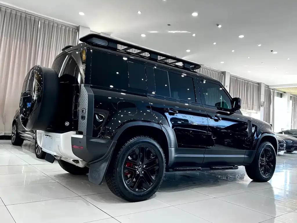 Land Rover Defender — фото 8