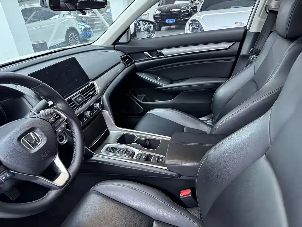 Honda Accord 2023 из CN, фото 6