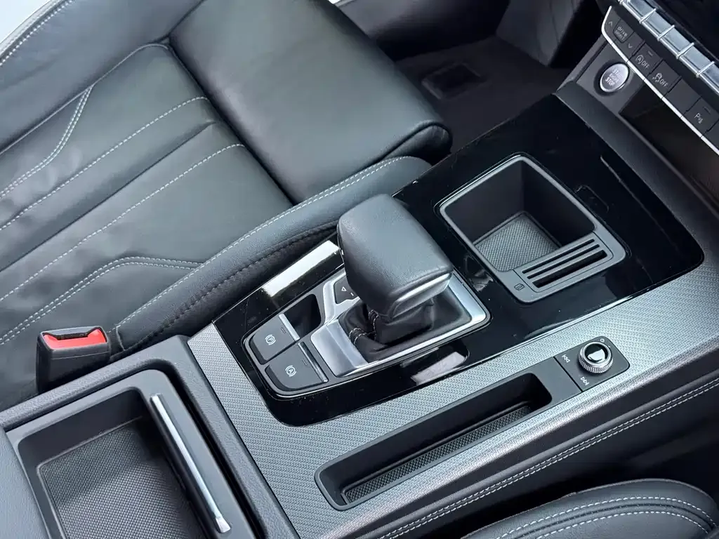 Audi Q5L 2023 из CN, фото 7
