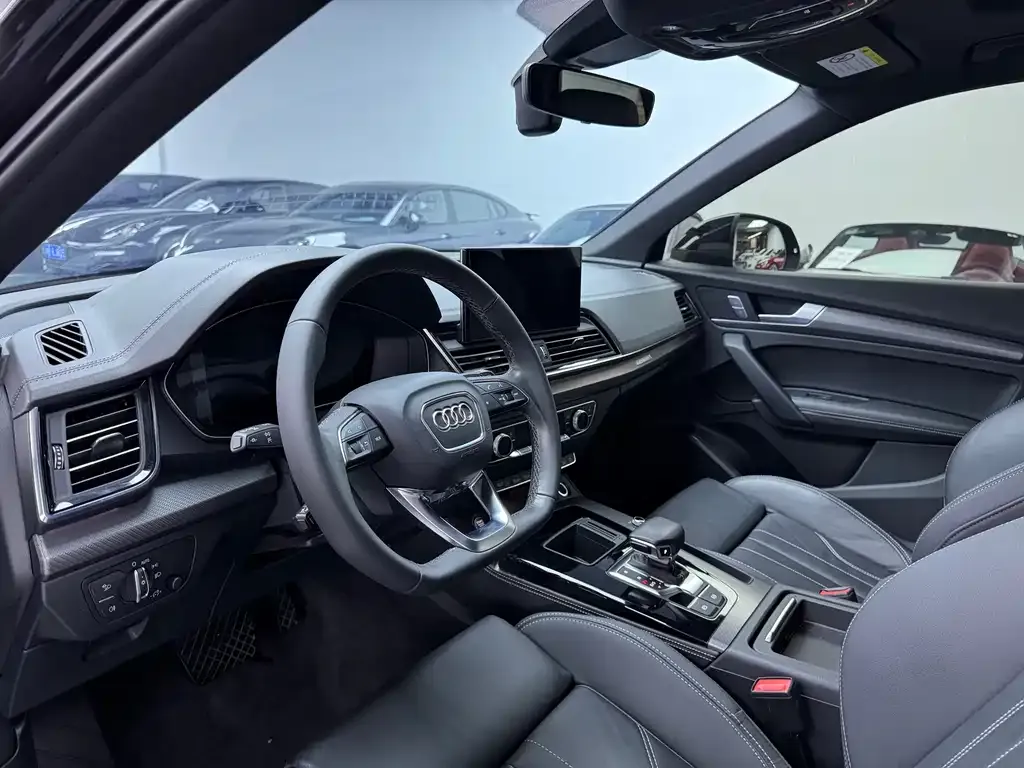Audi Q5L 2023 из CN, фото 3