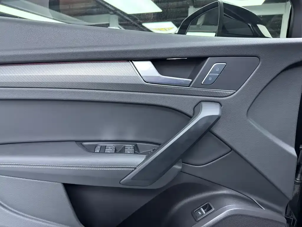 Audi Q5L 2023 из CN, фото 5